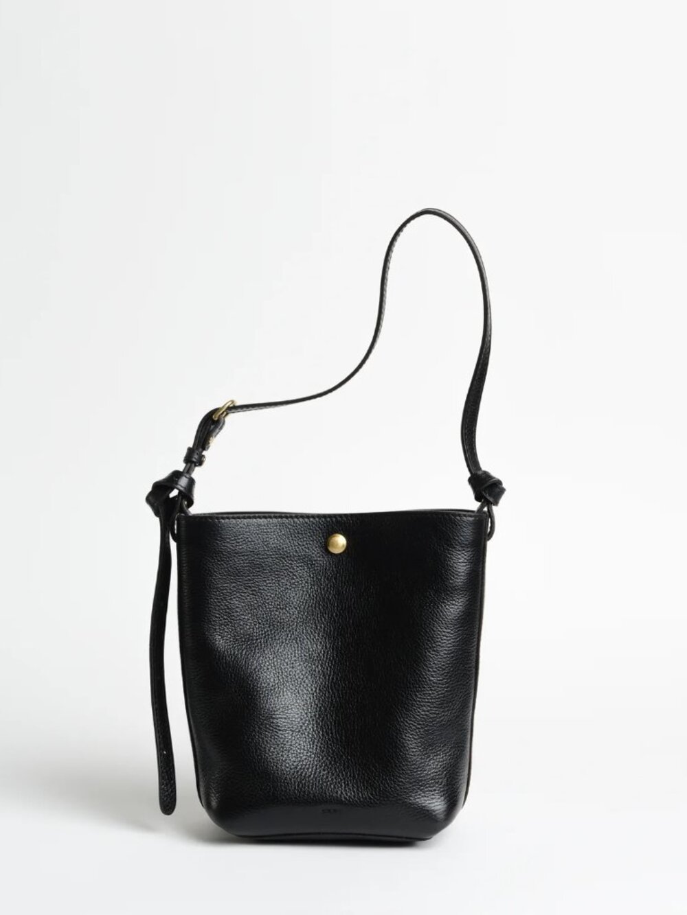 ISO Lindquist Object Little Lee in Black